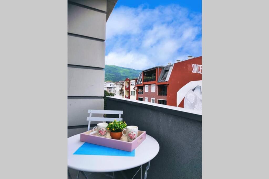 Centar One Apartmant * Skopie